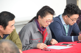支部书记王颖淑进行述职